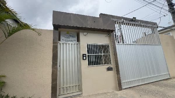 RUA 15 DE JANEIRO (ANTIGA RUA CORONEL MESSIAS), N. 890, CS 14, LAURO DE FREITAS