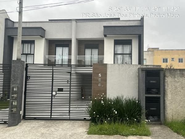 R DEPUTADO JOAO LEOPOLDO JACOMEL, N. 564, CASA 02, SAO JOSE DOS PINHAIS