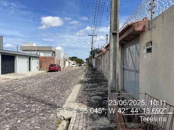 RUA BERNARDO BORGES DOS SANTOS, N. S/N, LT 16 QD 21, TERESINA