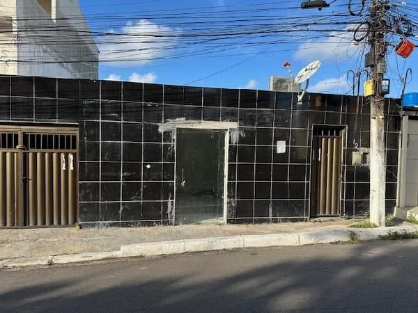 RUA DA AMORA, N. 125, LT 13 QD 20, OLINDA