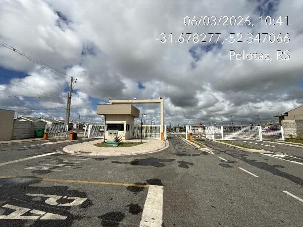 AVENIDA UM LOTEAMENTO CIDADE ALTA, N. 355, CS 129 QD F, PELOTAS