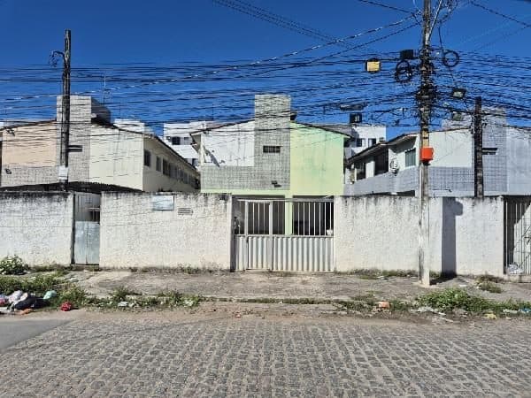 RUA ANIZIO ROSENDO DA SILVA, N. 719, CS 3 LT 4 QD E LOT N SRA DO PERPETUO S, PAULISTA