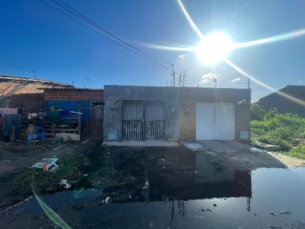 RUA 14, N. 558A, LT 43 QD 27, MARACANAU