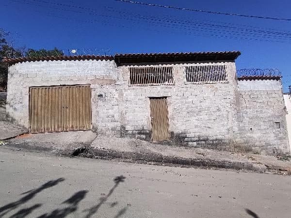 AV. CÉSAR JULIÃO CECÉ DE SALES, N. 242A,, MATOZINHOS