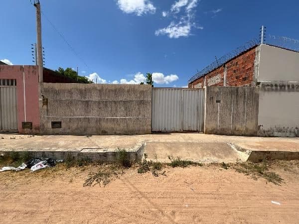 RUA ALTO DO RODRIGUES FUTEBOL CLUBE, N. 31, LT 03 QD 12, MOSSORO