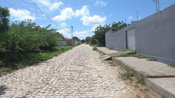 RUA RAIMUNDO ALMEIDA LOPES, N. 1135, LOTE 06, QUADRA 59, MOSSORO