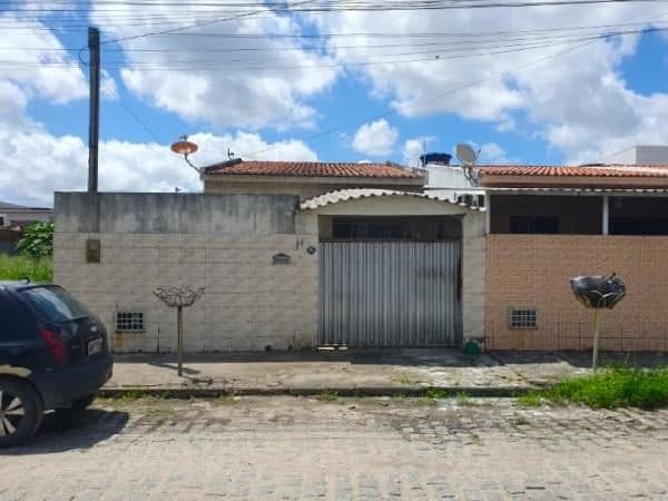 RUA JULIO FRANCISCO DE LIMA, N. 114, LT 450A QD 20, SANTA RITA