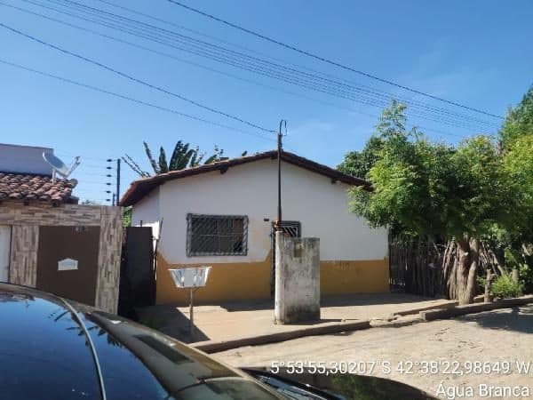 LUIZA DE PAIVA VASCONCELOS, N. SN, LT17 QD 15 -LOT SAMBAIBA DOS VASCONCEL, AGUA BRANCA