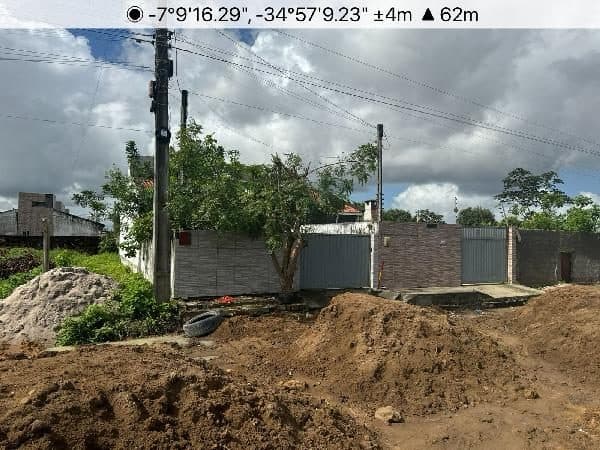 RUA JOSE PAULINO CAVALCANTE, N. 151A, CS 151A QD 5 LT 33A, SANTA RITA