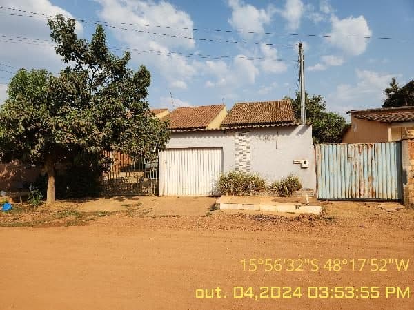 RUA 13, N. SN, QD 43 LT 04-B, SANTO ANTONIO DO DESCOBERTO