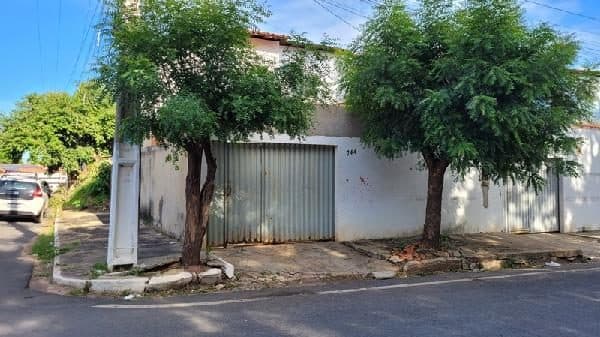 RUA PRESIDENTE MEDICI, N. 752, Apto  CAS, QD- XLVI, BARREIRAS
