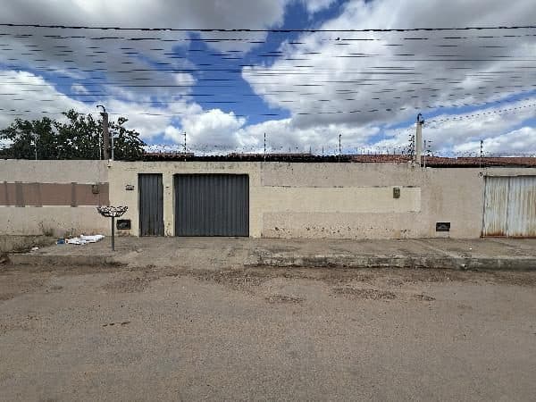 RUA HUMMER, N. 50, QD 32 LT 28, MOSSORO