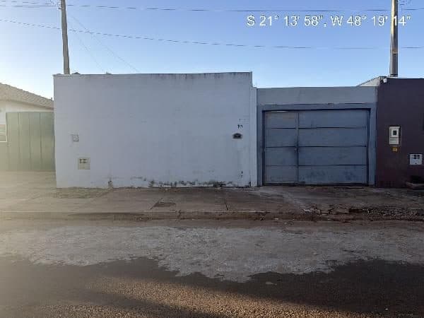 RUA EVANDRO TEIXEIRA MARTINS, N. 141, LT 32 QD 22, JABOTICABAL