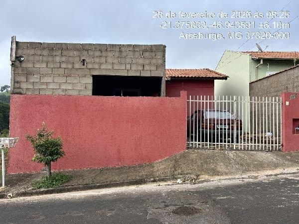 RUA PROJETADA 08, N. 187, LT 10 QD F, ARCEBURGO