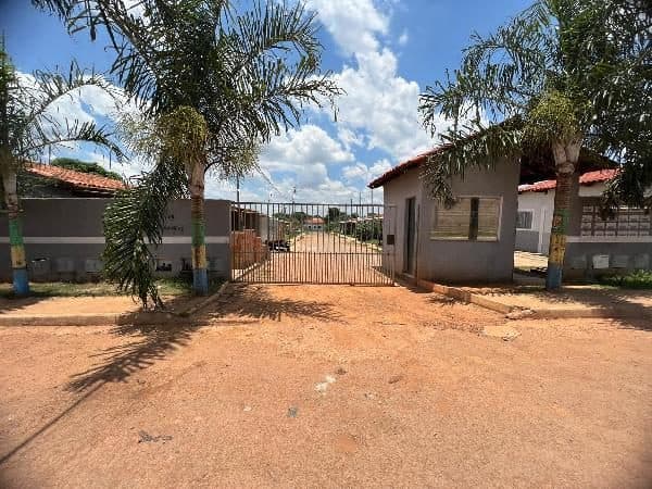 RUA ARAGUARI, N. S/N, QD 10 CS 22 CH 16A, LUZIANIA