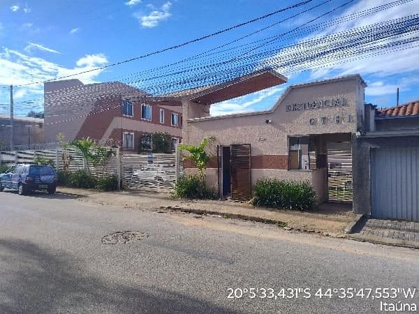 RUA CANDIDO BERNARDES, N. 264, Apto 08, BL 04 PAV 02 LT 11 QD 3-A ZN 10 VG 63, ITAUNA