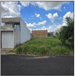 RUA PROFESSOR JOSE ARANA VARELA, N. SN, LT 744 QD 25, ARARAQUARA