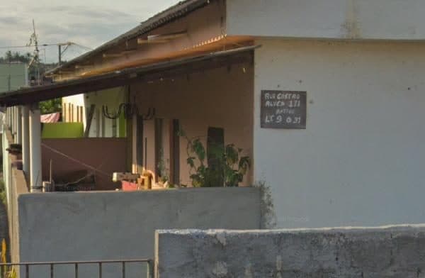 RUA CASTRO ALVES, N. 171, CS 01,, SAO GONCALO