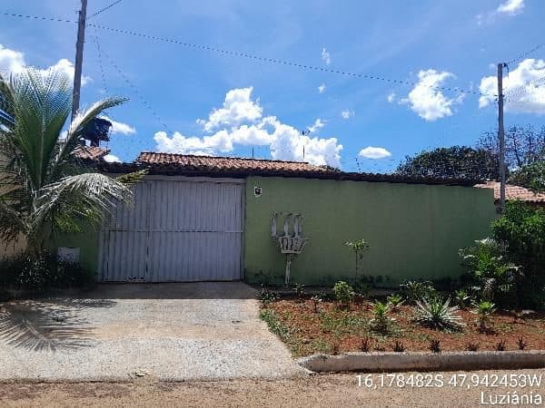 LOTE 01-E QD. 140 RUA 42, N. SN, LUZIANIA