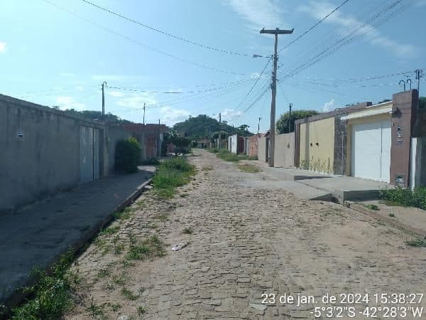 RUA I, N. 396, LT 09 QD C, ALTOS