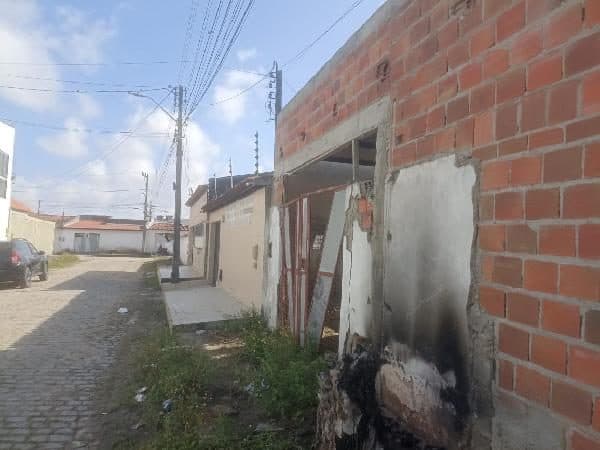 RUA H, N. 36, ., FEIRA DE SANTANA
