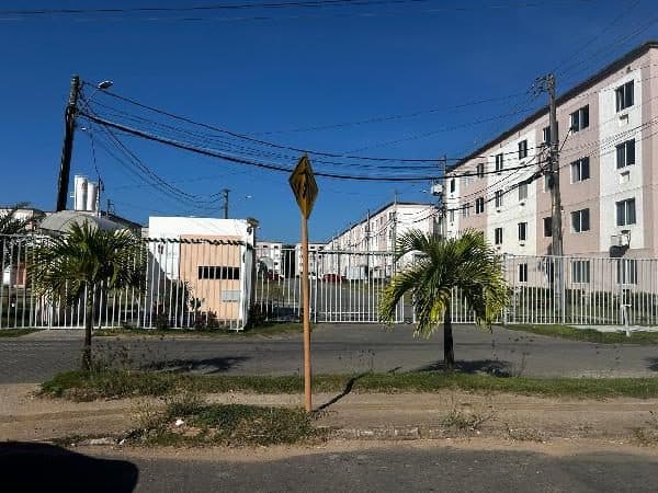 RUA LAGOA BRANCA, N. SN, Apto 003, BL 04, CAMACARI
