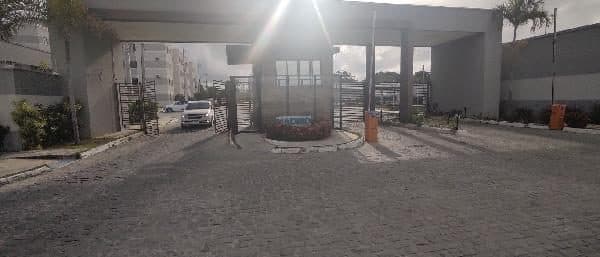 AVENIDA GRACINDO DE FREITAS MEDEIROS, N. 800, Apto 202, BL 04, FEIRA DE SANTANA