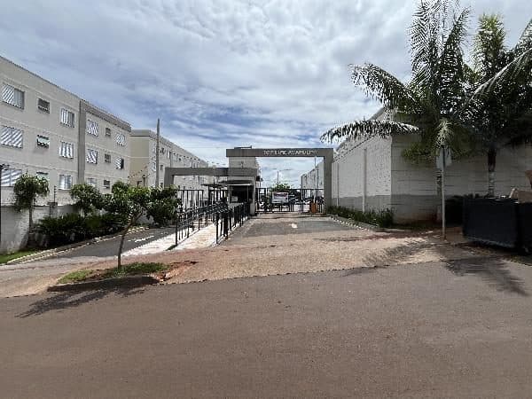 RUA JOSE GARIBALDINO, N. 350, Apto 101, BL 05 TERREO LT 138-A VG 23, UBERLANDIA