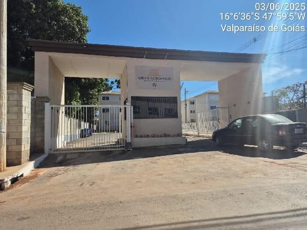 RUA 8, N. SN, Apto 302, BL 05, CH 37, QD 08, VALPARAISO DE GOIAS
