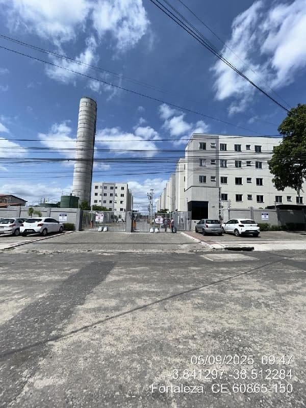 RUA FRANCISCO LIMA E SILVA, N. 399, Apto 504, BL 04, FORTALEZA