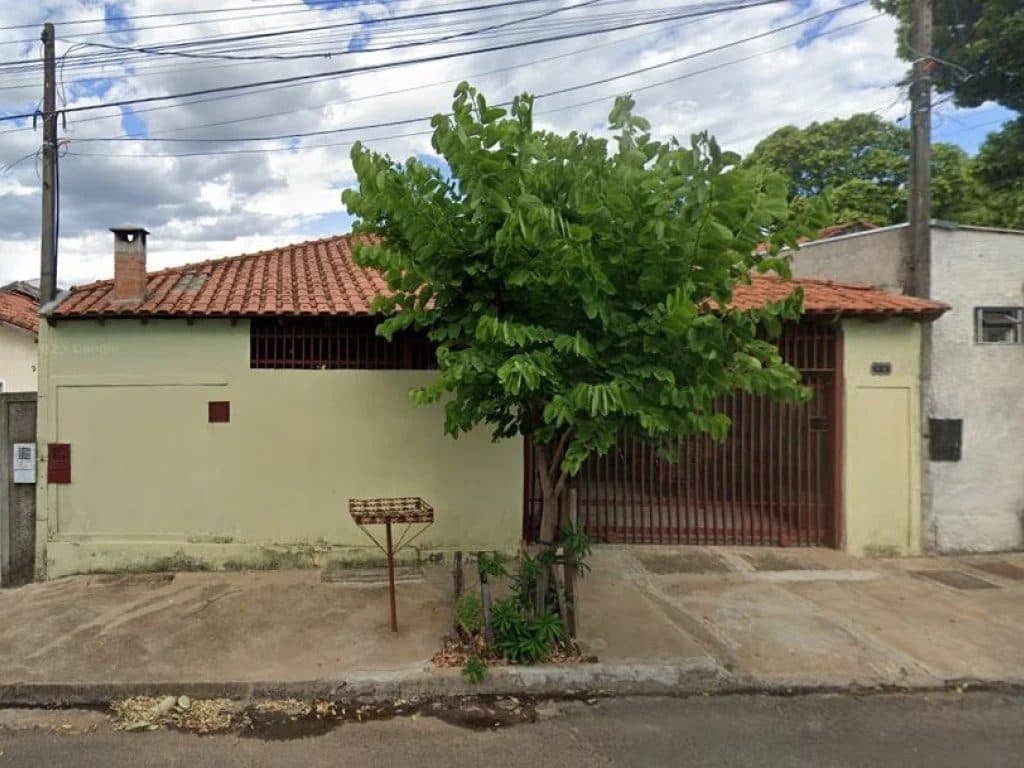 Rua Luiz Bullio, 14, Jardim Sol Nascente, Garça, SP, Garça