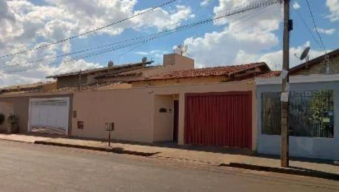 Rua Pirajuba, 1641, Ipê Amarelo, Frutal, MG, Frutal