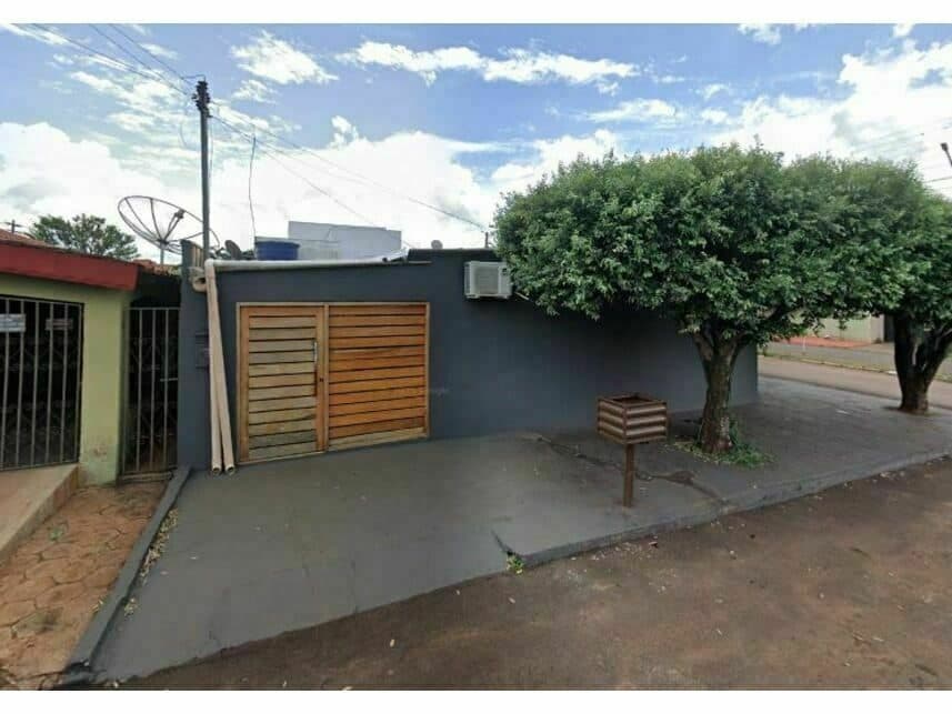 Rua Walderez Ribeiro Moreira, s/nº - Casa - Lote n°11. Quadra n°10 - Centro - Paranaiguara / GO, Paranaiguara