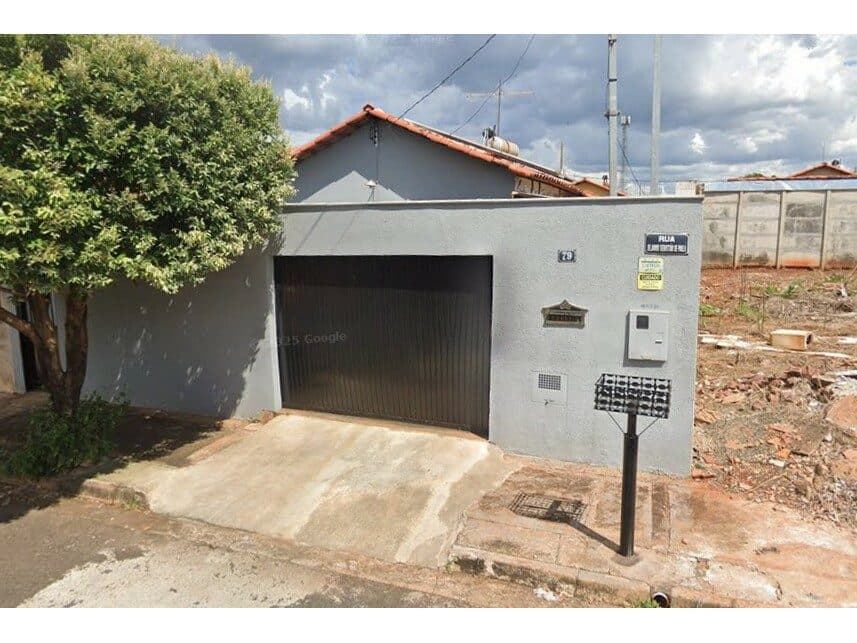 Rua Dejaniro Sebastião de Paula, 79 - Residencial Nadime Derze Jorge Ii - Ituiutaba / MG, Ituiutaba