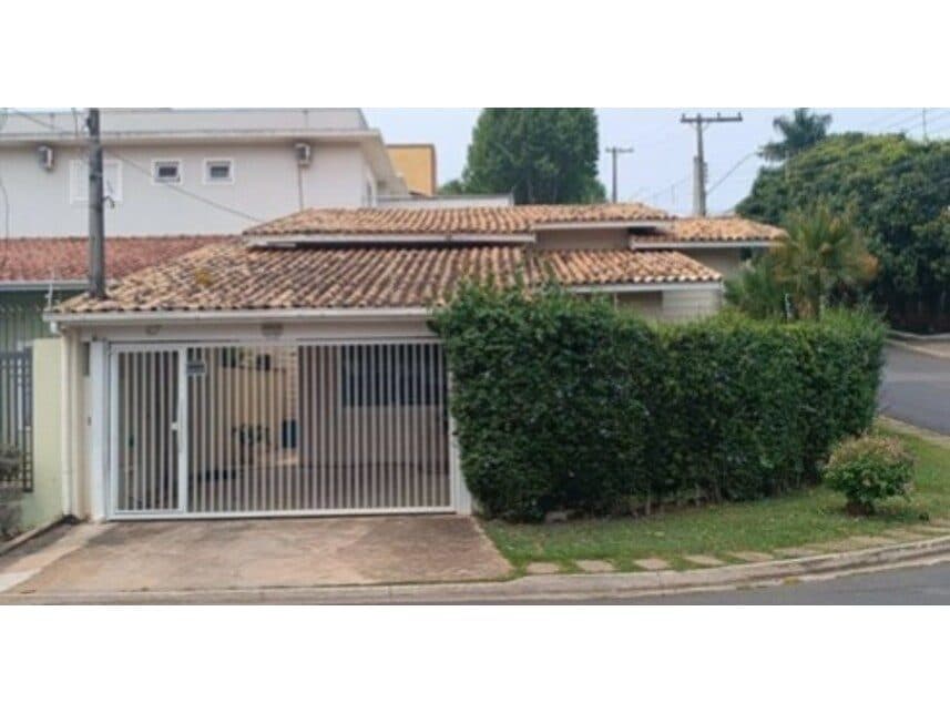 Rua São Bernardo, 67 - Casa (Sub-lote D - Parte do Lote 6 da Quadra 11) - Jardim do Lago - Atibaia / SP, Atibaia