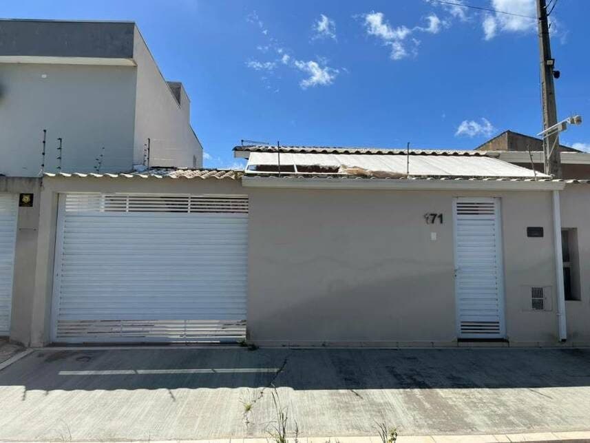 Rua Pinheiro, 171 - Casa 02 - Estancia Dos Eucaliptos - Peruíbe / SP, Peruíbe