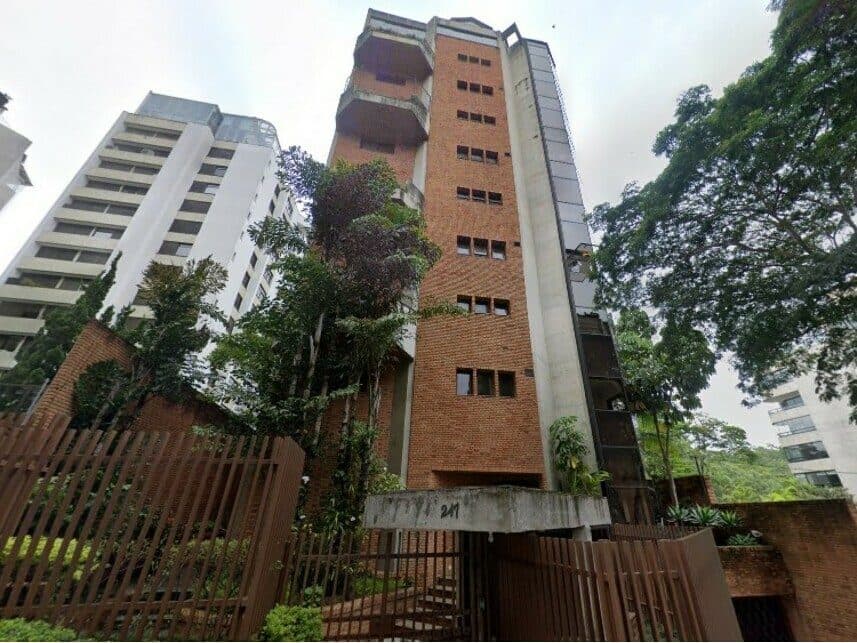 Rua Adalívia de Toledo, 247 - Apto duplex nº 31, localizado no 5º e 6º pavimento do Edifício Tivoli Park - Morumbi - São Paulo / SP, São Paulo