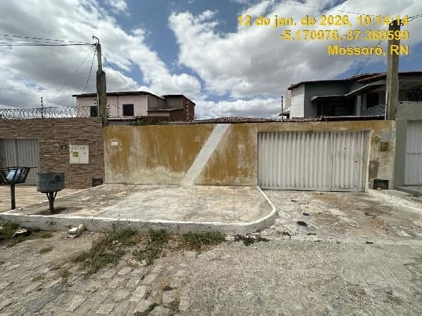 R FRANCISCO BORGES DE ANDRADE, N. 110, QD 19 LT 110, MOSSORO