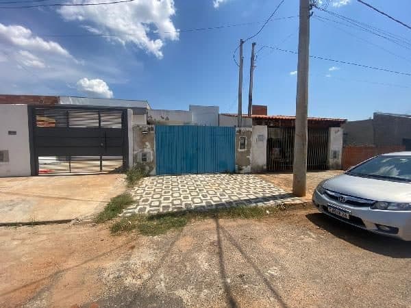 RUA FRANCISCO VAZ DE OLIVEIRA, N. 432, LT 21A QD M, ITAPEVA