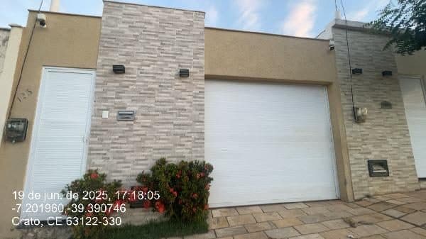RUA ADLONT WILSON VIANA BATISTA, N. 125, QD M, LT 11, CRATO