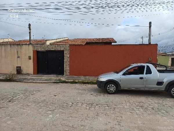 RUA ESPANHA, N. 640, LT 2227 QD 22, EXTREMOZ