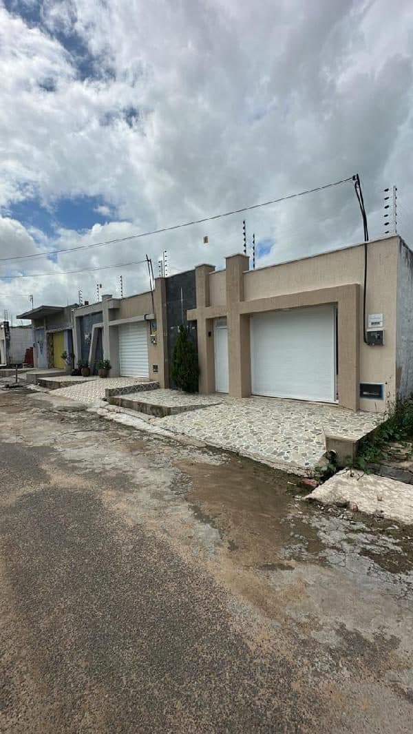 AVENIDA ANA VIVINA BEZERRA MOREIRA, N. 191, LT 22-B QD 14, IGUATU