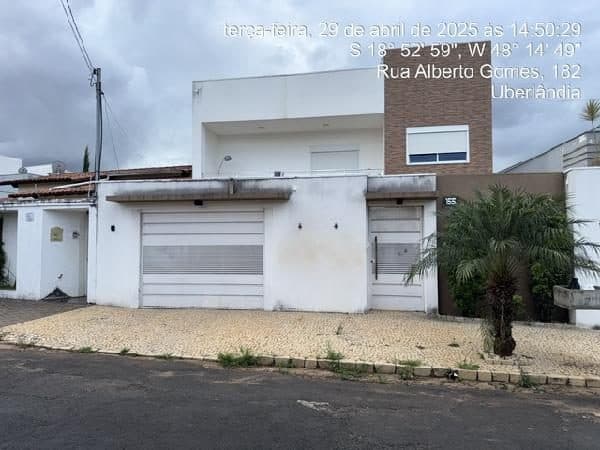 RUA ALBERTO GOMES, N. 155, LT 12 QD 06, UBERLANDIA