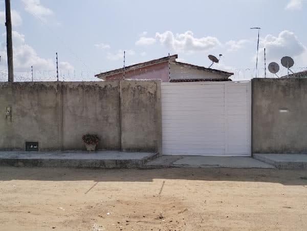 RUA CARLOS ALFREDO VIEIRA DA SILVA, N. 07, QD 04 LT 07, MACAIBA