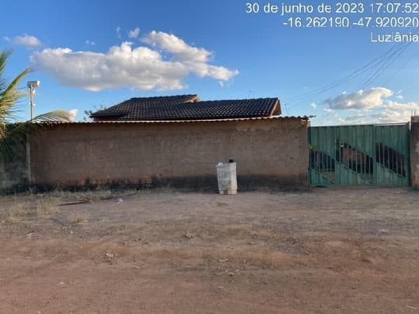 RUA 114, N. SN, LT 03, QD 394, CS 01, LUZIANIA