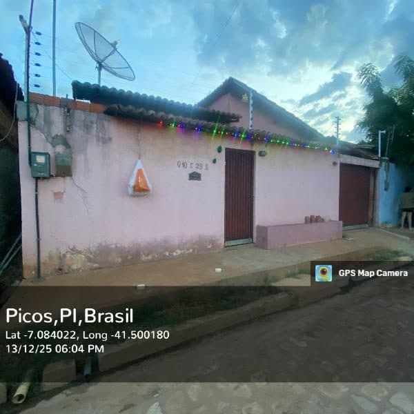 RUA FRANCISCO GONCALVES DA SILVA, N. SN, LT 29A QD 10, PICOS