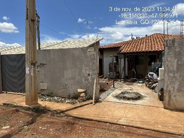 RUA 185, N. SN, CS 01 LT 10 QD 363, LUZIANIA