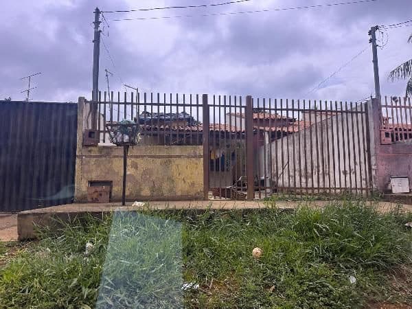 RUA 432, N. SN, CASA 01 - LT 17 - QD 594, LUZIANIA