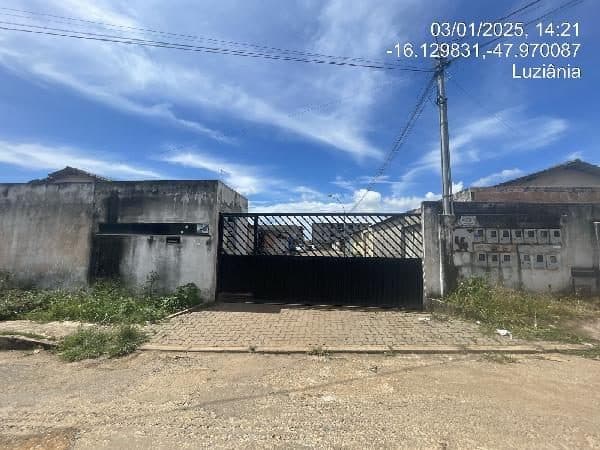 RUA LEBLON, N. SN, CS 12, QD 03, LT 14, GLEBA A, LUZIANIA