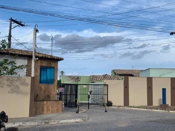 RUA AMARALINA, N. 4021, CASA 02, FEIRA DE SANTANA